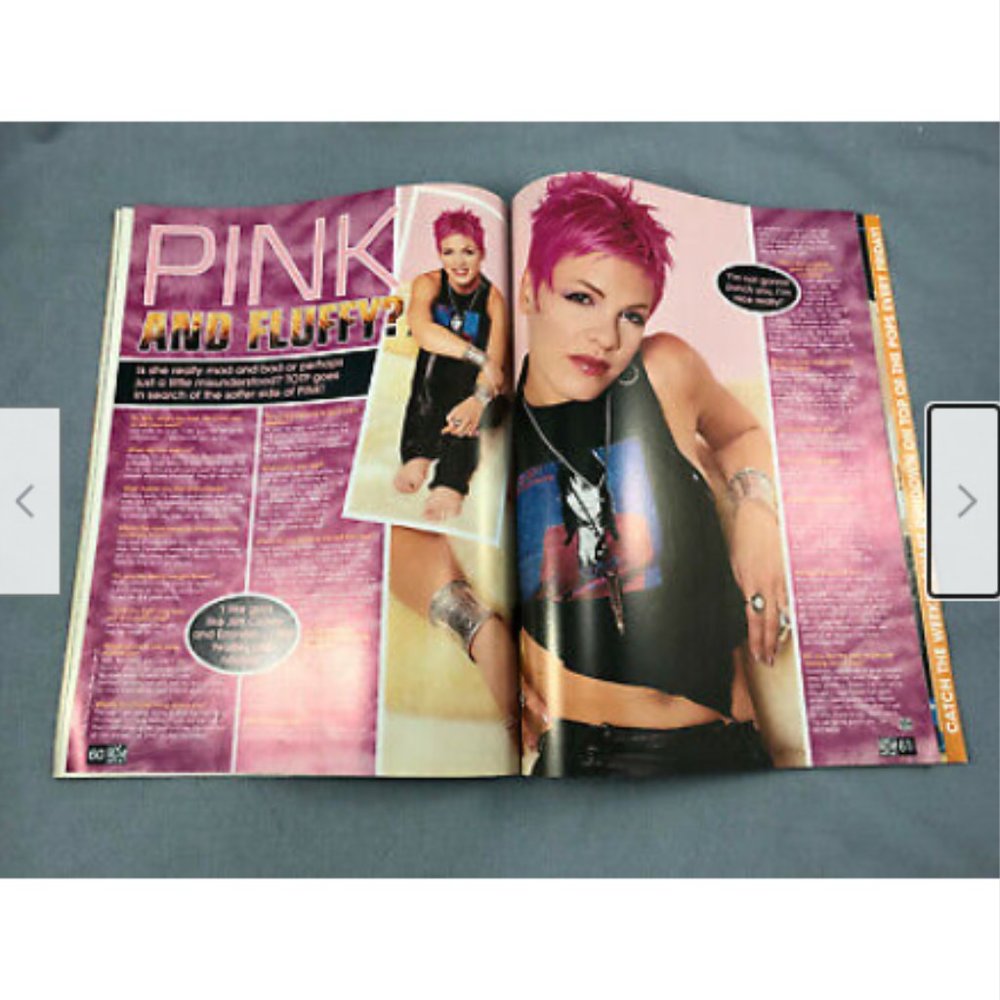 Top of the Pops Magazine #71 Jan 2001 Eminem Pink Usher Destiny's Child Madonna
